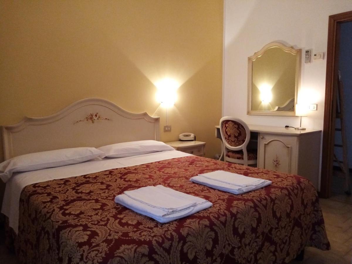 Hotel Gasperoni ซานมารีโน ภายนอก รูปภาพ